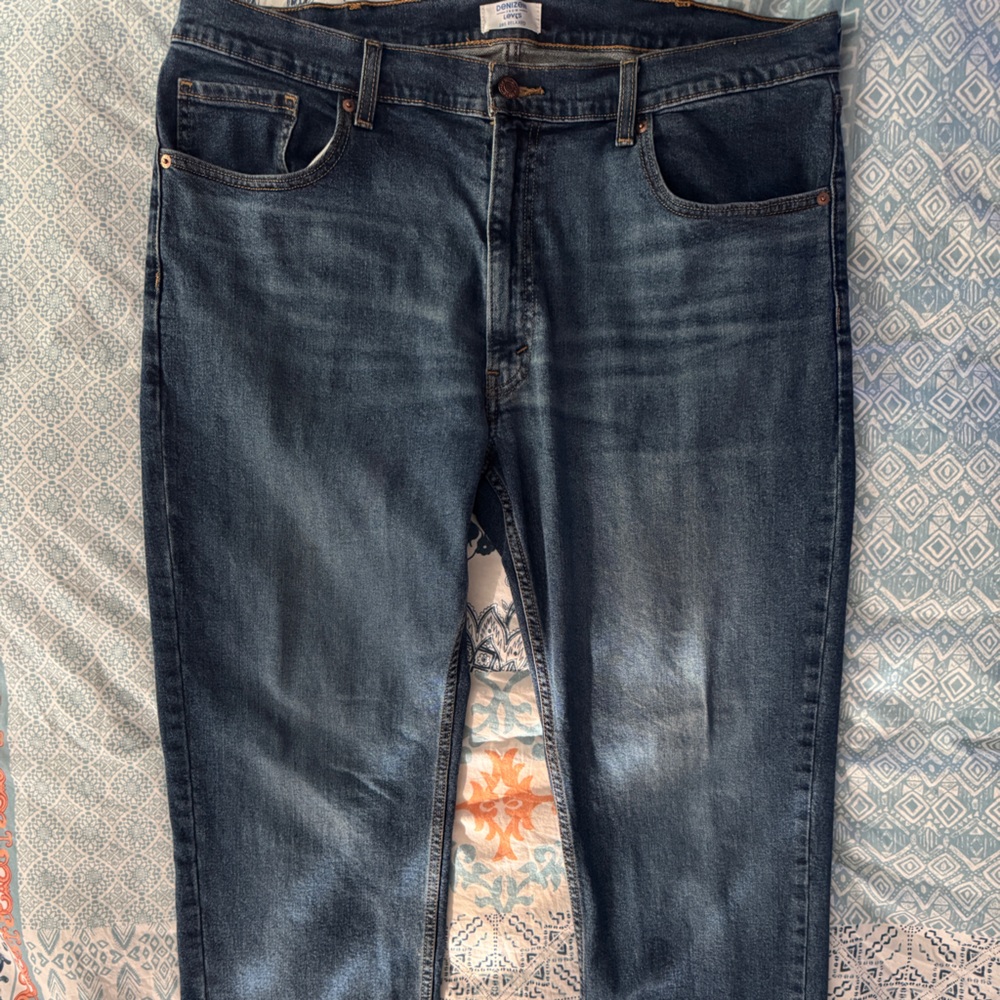 Denizen Levi's Dark Indigo Relaxed Jeans size 40/30
